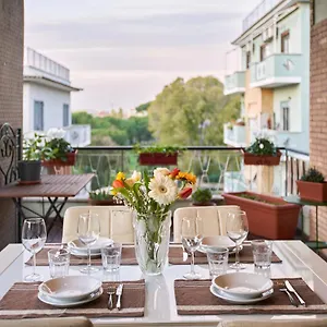 old-fashion-pigneto-luxurious-terrace-comfort.it-romehotels.com/