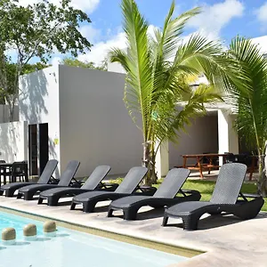 condo-lux-xareni.quintano-roohotels.com/